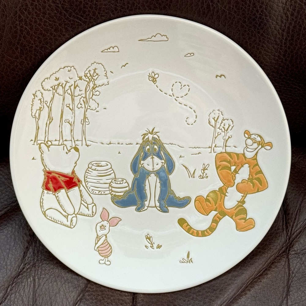 Disney Winnie the Pooh - Bee at One 8” Salad Plate